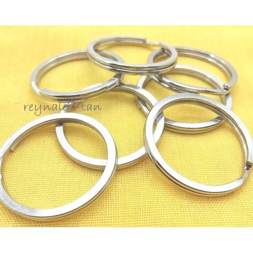 Foto Produk 144 Pcs Ring Gantungan Kunci Gepeng Tebal Diameter 2cm dari reynaldo-tan