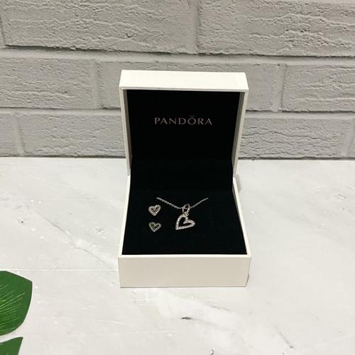 Jual Pandora Sparkling Freehand Heart 
