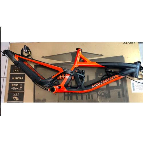 Frame Polygon Collosus DH9 dan Saint rear brake di Ade Abdullah Tokopedia