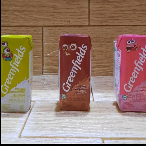 Foto Produk Susu Greenfields 125 ml 1 dus greenfield - Strawberry dari happycils