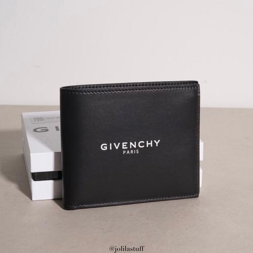 linter givenchy
