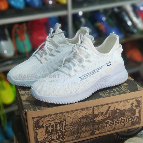 Foto Produk Sepatu Olaharaga Lari Pria dari Raffa-Sport