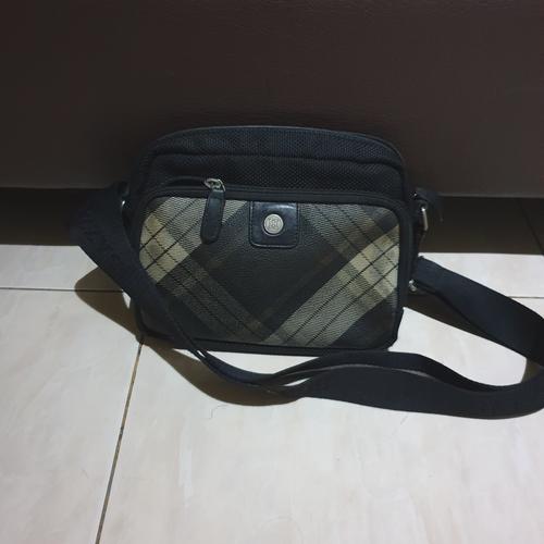 hazzys sling bag