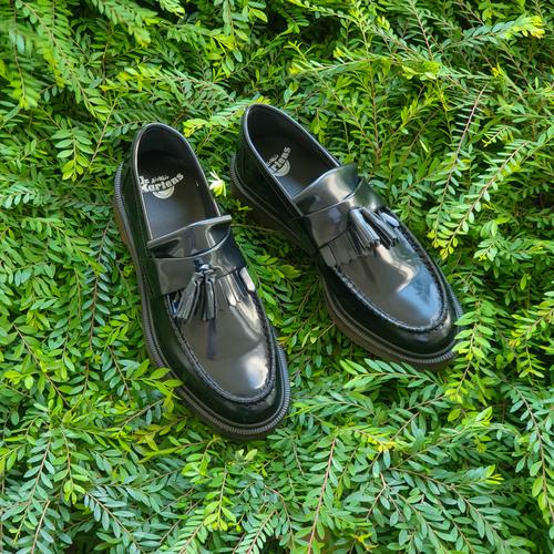 Foto Produk Dr Martens Adrian Tassel Black Docmart Solovair - 36 dari Fourkaqy