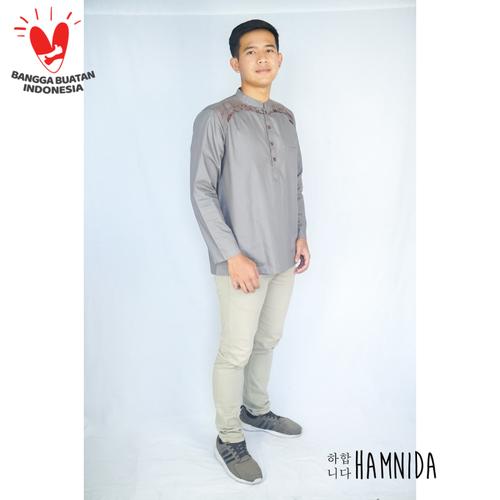 Gambar Baju Koko Muslim Lengan Panjang Bordir Pria QARIM - Light Grey - L dari Hamnida Official Kota Bandung Tokopedia