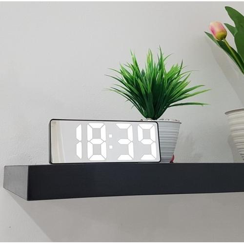 Foto Produk Jam Meja Digital Alarm LED Clock Mirror - Putih dari Souvenia Center