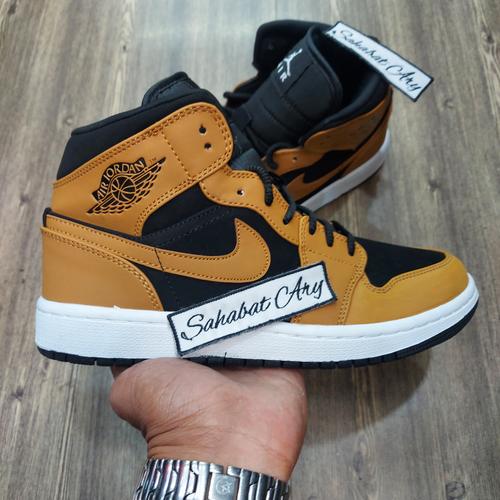 Jual Sepatu Air Jordan 1 Mid Wheat 