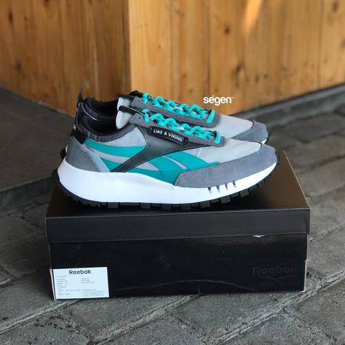 jogging reebok classic