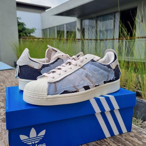 Jual adidas superstar atmos jeans eu 40 bnib Kota Bandung