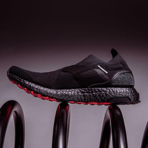 Jual Adidas Swarovski Ultraboost Slip on DNA “Black/Black” Kota