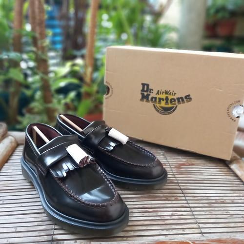 dr martens adrian cherry red