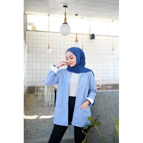 Gambar Britani Blazer | Terminal Grosir | Outerwear Wanita Oxline Motif - Blue dari Terminalgrosir Indonesia Kota Cimahi Tokopedia