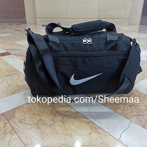 Jual Tas Pakaian Olahraga Gym Fitness Sport Jinjing Travel Bag Nike Pria -  L - Jakarta Selatan - Sheemaa | Tokopedia