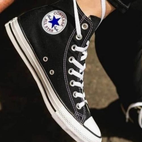 converse ukuran 39
