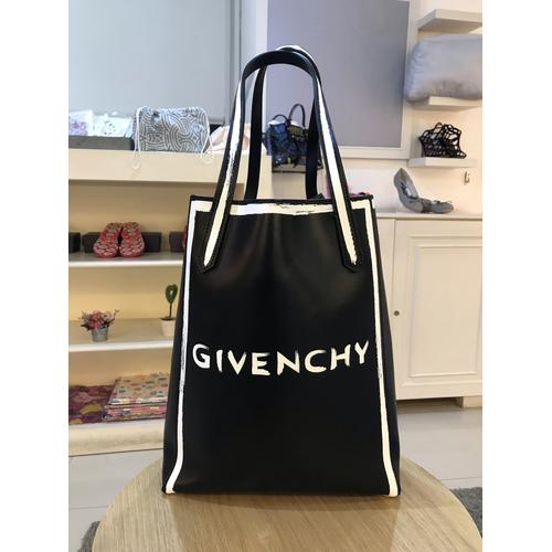 givenchy stargate