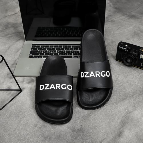 Gambar Sandal Cowok - Slippers Hitam "Dzargo" - 40 dari DZARGO Official Store Kab. Purbalingga Tokopedia