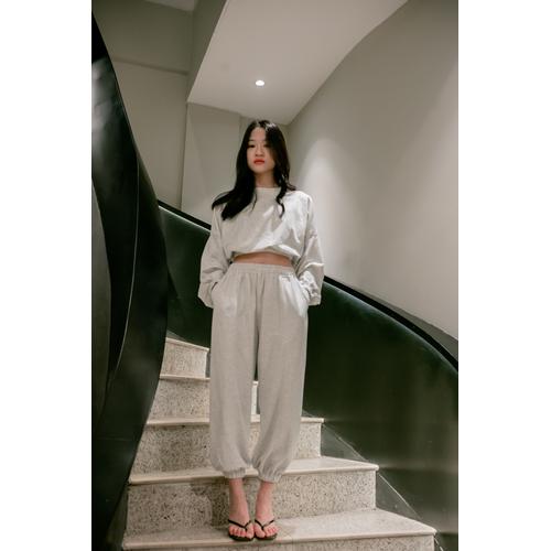 White Jace Sweater Jogger Pants Set 