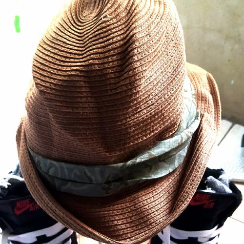 Promo cap bucket hat uniqlo seperti 