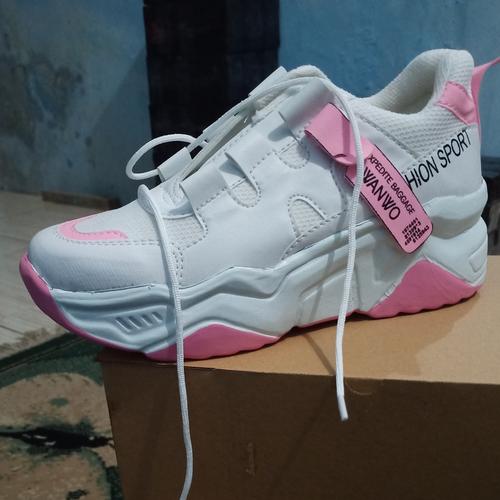 Foto Produk Sneaker Sepatu Korea Wanita Wanwoo 88 - Pink, 39 dari Sepatubustong