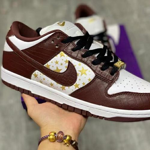 Nike Sb Dunk Low Supreme Stars BarkRoot Brown di Hypesneakersid Tokopedia