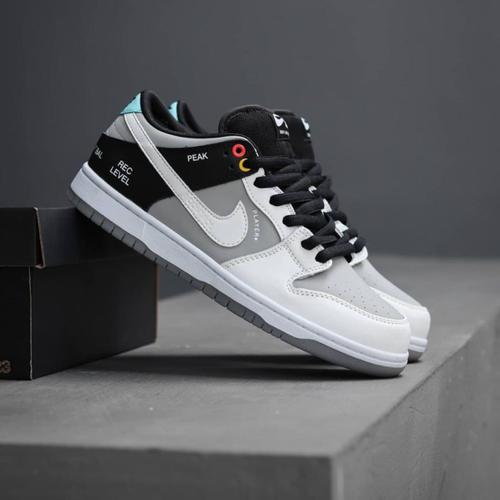 Jual Nike SB Dunk Low VX1000 Camcorder - Kota Surabaya - Ocean_shoes11 |  Tokopedia