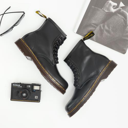 Foto Produk Sepatu boot pria wanita couple kulit asli Boston exodus model Docmart - 39, Hitam dari flavio & boston official