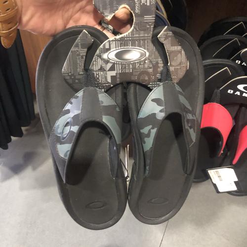 Jual SANDAL SENDAL PRIA OAKLEY ORIGINAL 