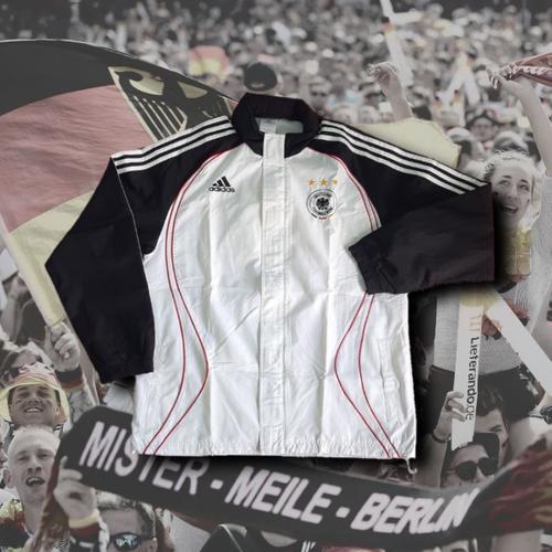 germany windbreaker