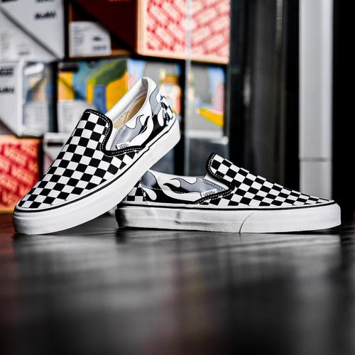 vans illusion
