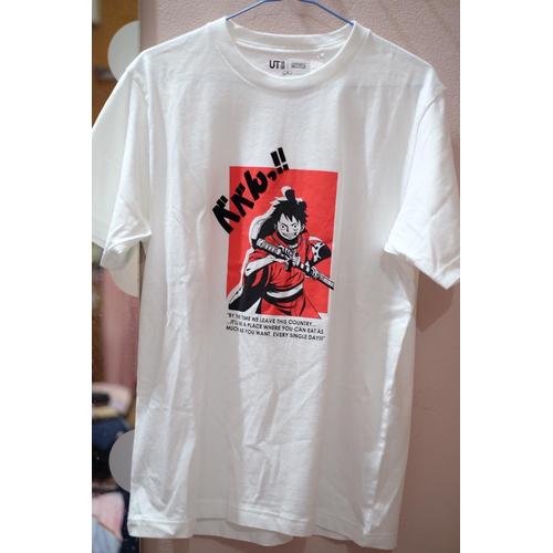 Jual Kaos Uniqlo X One Piece Original White Luffy M Jakarta Selatan The Ark Store Tokopedia Jual Kaos Uniqlo X One Piece Original White Luffy M Jakarta Selatan The Ark Store Tokopedia
