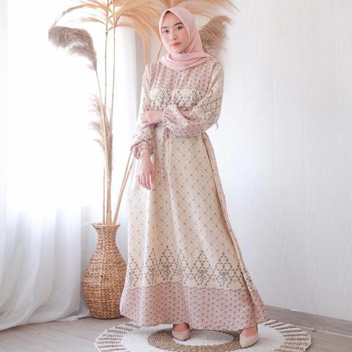 Foto Produk DYN Clothingline Zanna Dress Gamis Muslim - Beige, XXL dari DYN Clothingline Official