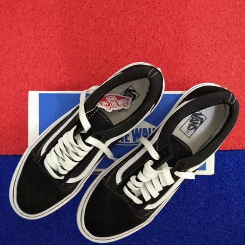 vans 47 size