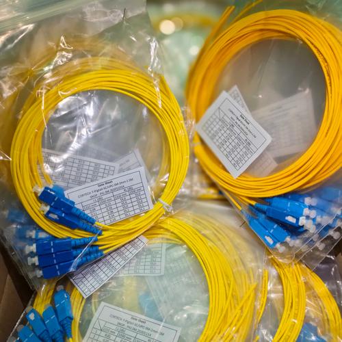 Jual pigtail Sc upc 2mm 1.5M lszh G657A2 / pigtail Sc upc fiber optik ...