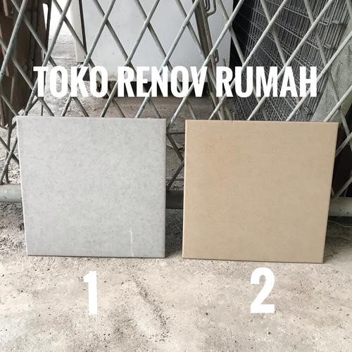 Gambar Keramik 30x30 kasar abu & keramik kasar cream - 2. Cream muda dari Renov rumah Kota Tangerang Selatan Tokopedia