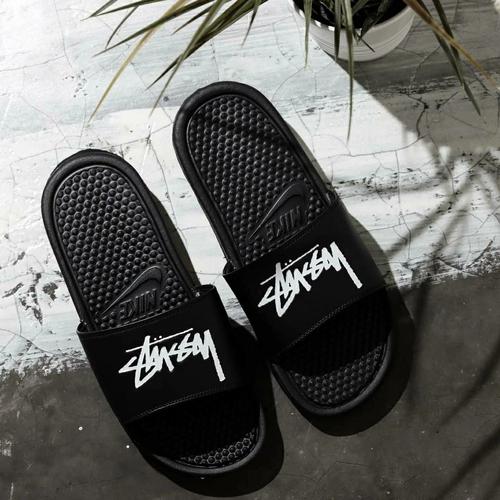harga nike benassi x stussy