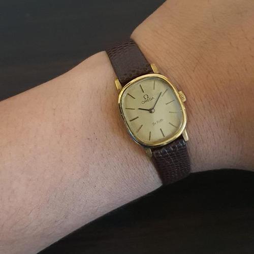 Omega deville manual winding women size 