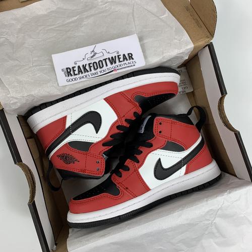 Jual Nike Air Jordan 1 Mid Chicago Black Toe For Kids 100% BNIB REAL PICT -  32 - Jakarta Selatan - ReakFootwear Tangerang | Tokopedia