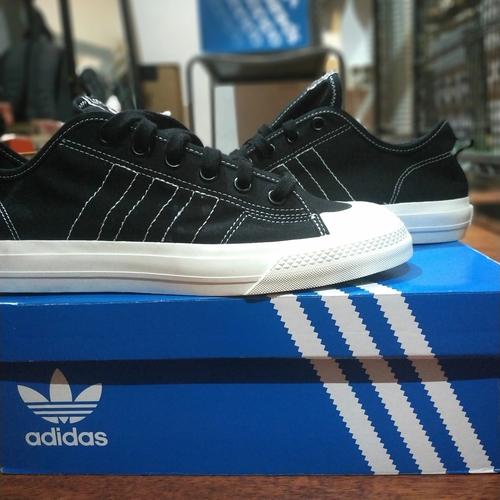 Jual Adidas Nizza RF, Black \u0026 off White 