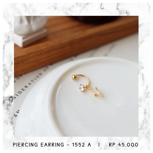Foto Produk (1552 / 1553) ANTING PIERCING TINDIKAN HELIX TRAGUS-TIDAK KARAT - 1552 A GOLD dari Hello friday Shop