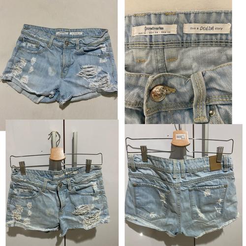 Ripped jeans shorts, Stradivarius. Size 