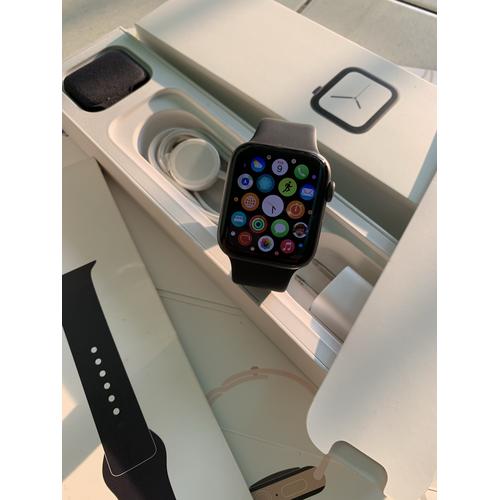 Jual Apple watch series 5 40 mm second 