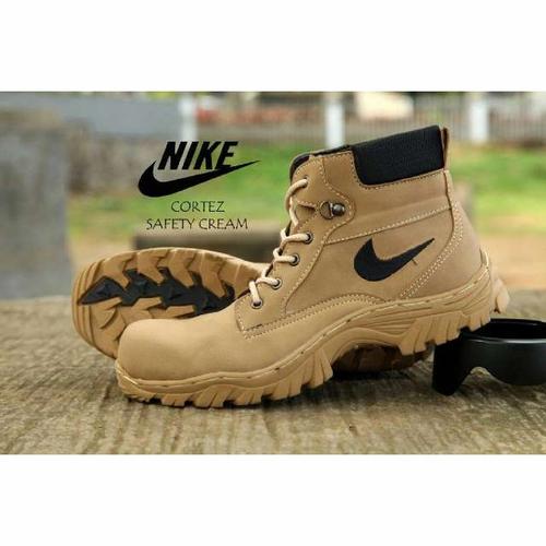 sepatu hiking nike original