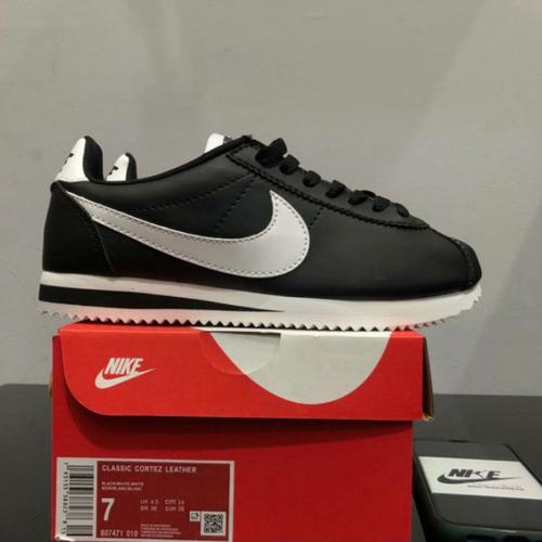 sepatu nike classic cortez