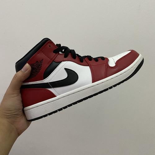 Jual Nike Air Jordan 1 Mid Chicago Black Toe - Jakarta Barat - Aldo's  Garage | Tokopedia