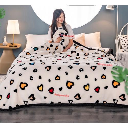 Gambar Selimut Bulu halus Motif Awan cantik 180x200 impor Terlaris Termurah dari asri yasashii Jakarta Barat Tokopedia