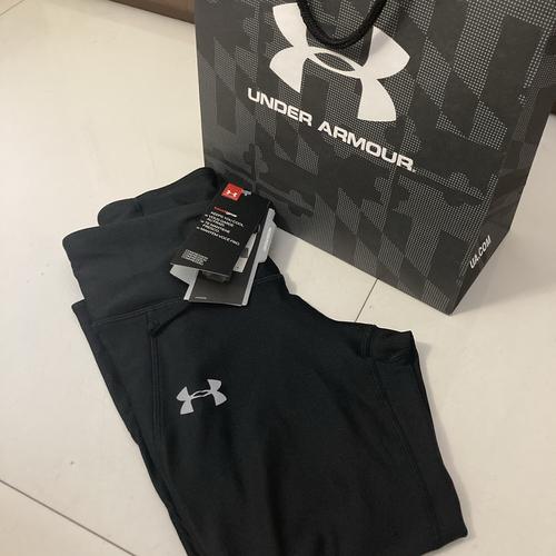 Jual Under Armour Capri Black Legging 