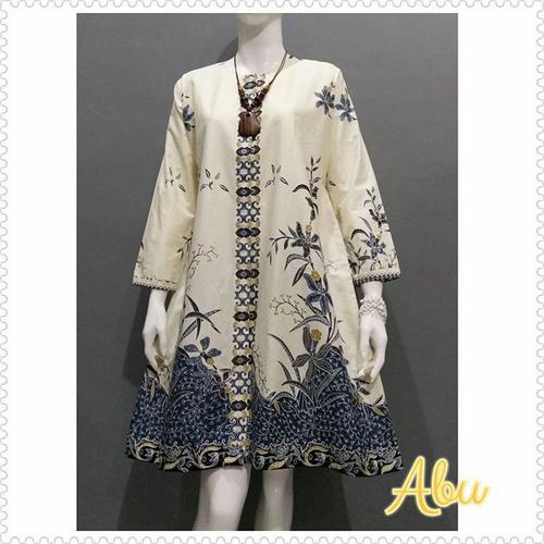 Foto Produk Baju Wanita Tunik Terbaru Motif Batik Putih - Abu-abu, All Size dari Gerai Batik Arsobo Pekalongan