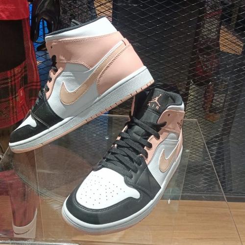 Jual Air Jordan 1 Mid Crimson Tint - Jakarta Selatan - lapakbabaoriginal |  Tokopedia