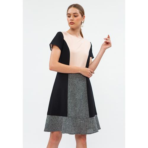 Monochrom Colour Block Dress SOFT PINK 