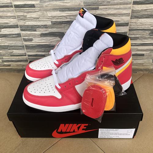 Jual NIKE AIR JORDAN 1 / AJ1 RETRO HIGH 